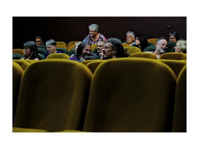 ../previews/056-nommer 31, débattre sur un film. Cinéma Le Parnal, Rassemblent des Glieres,Thorens Glieres Mai 2025.webp.medium.jpeg