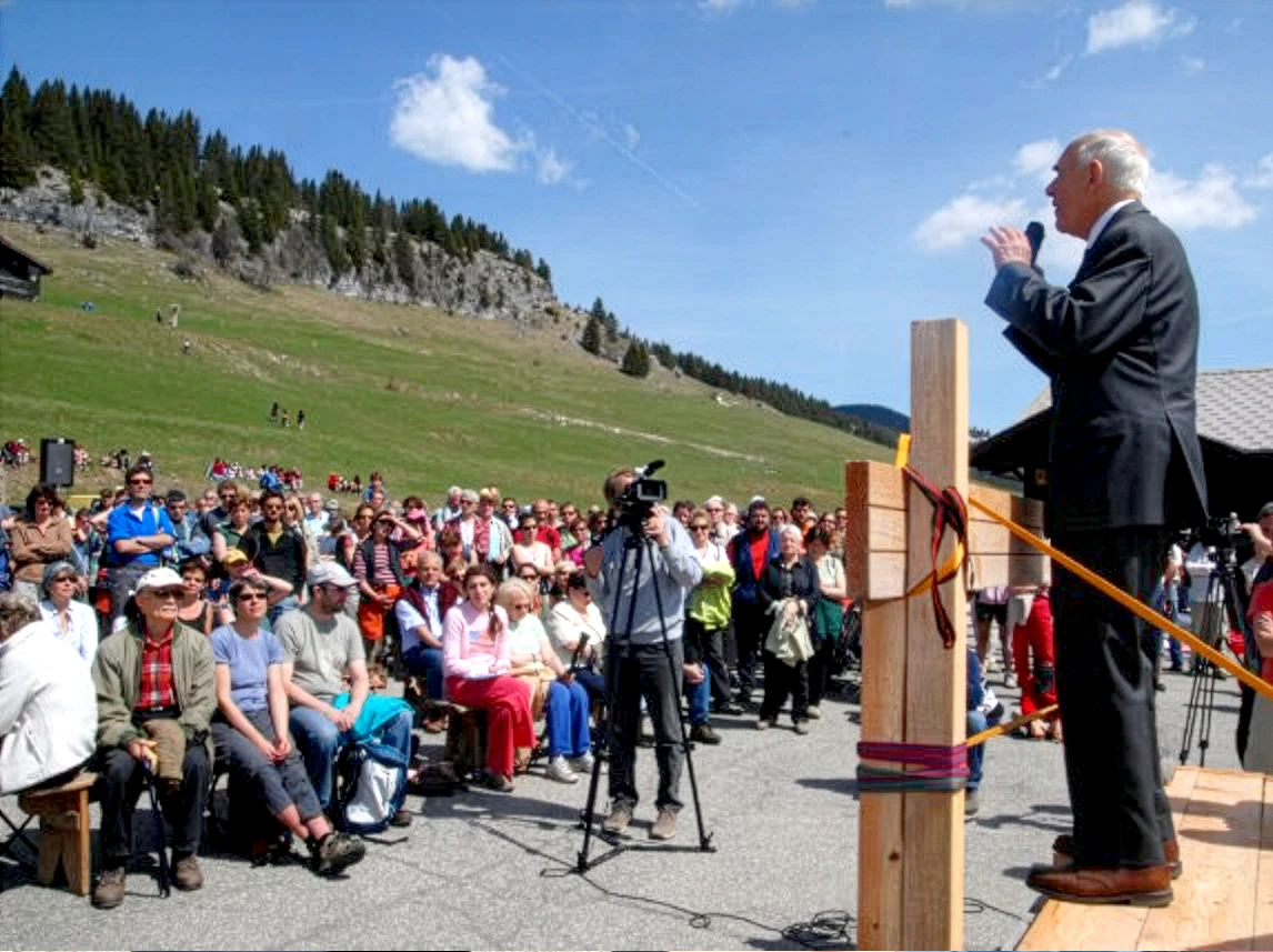 Stéphane Hessel au plateau des glières.